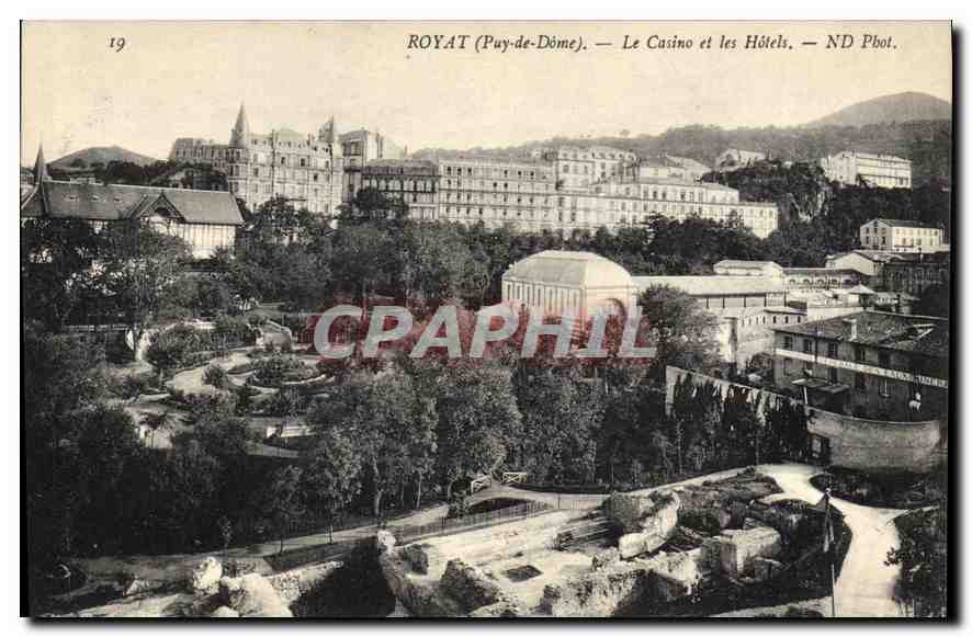 CPA Royat Puy de Dome Le Casino et les Hotels 