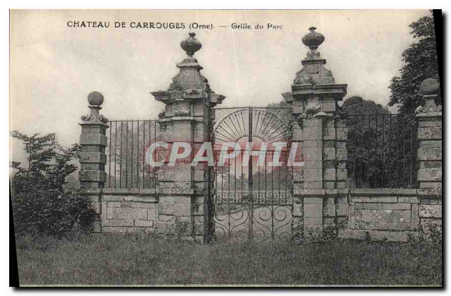 CPA Chateau de Carrouges Orne Grille du Parc 