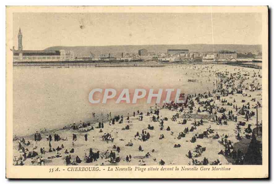 CPA Cherbourg La Nouvelle Plage situee devant la Nouvelle Maritime 