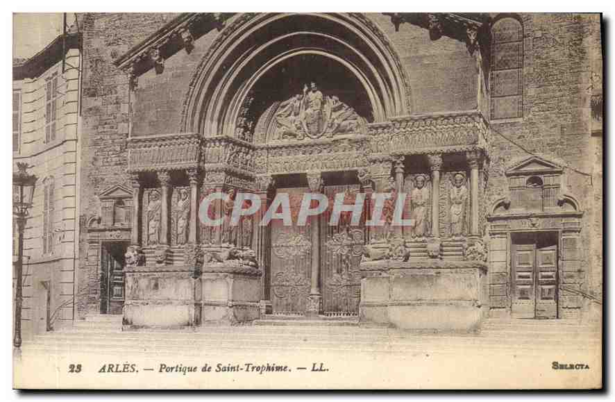 CPA Arles Portique de Saint Trophime 