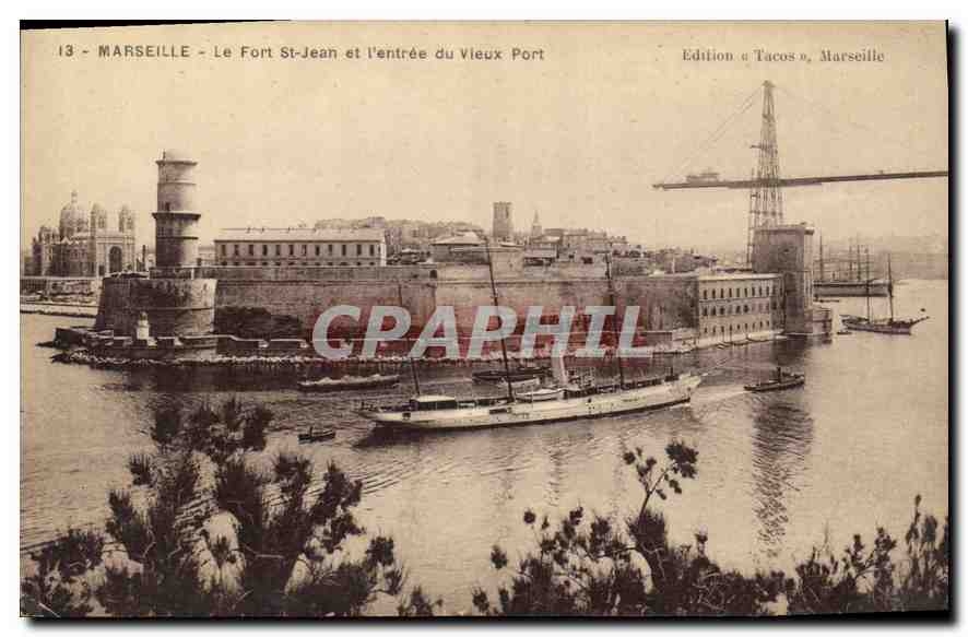 CPA Marseille Le Fort St Jean et l'entree du Vieux Port Bateau
