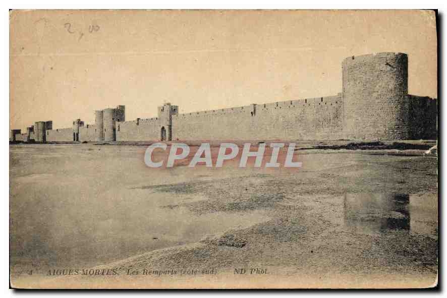 Aigues-Mortes — Les Remparts (côté sud) — ND Phôt.