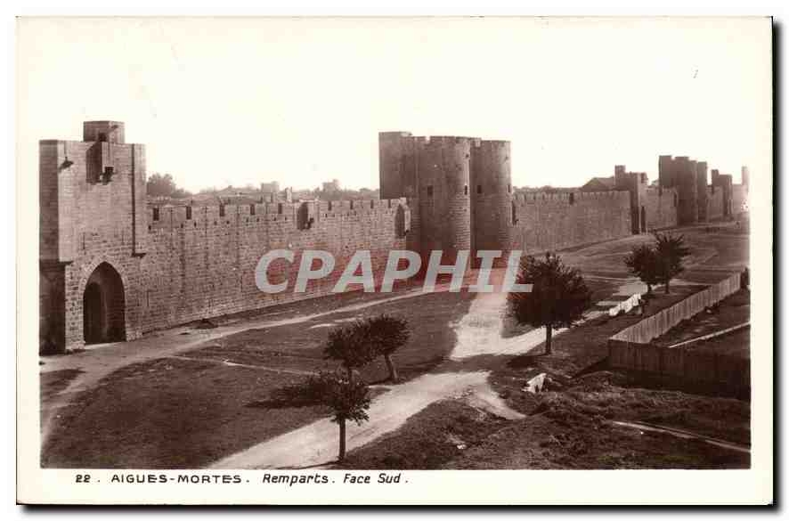 CPA Aigues Mortes Remparts Face Sud 