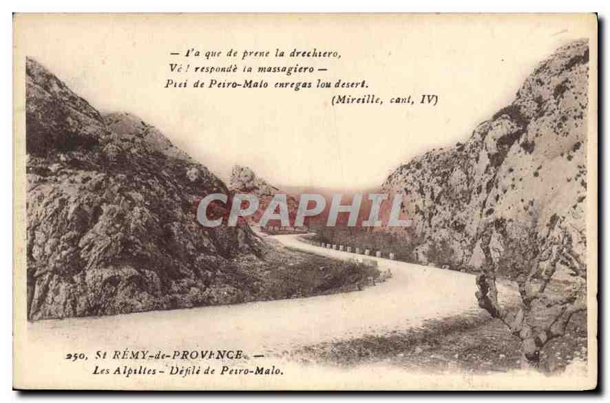 CPA St Remy de Provence Les Alpilles Defile de Petro Malo 