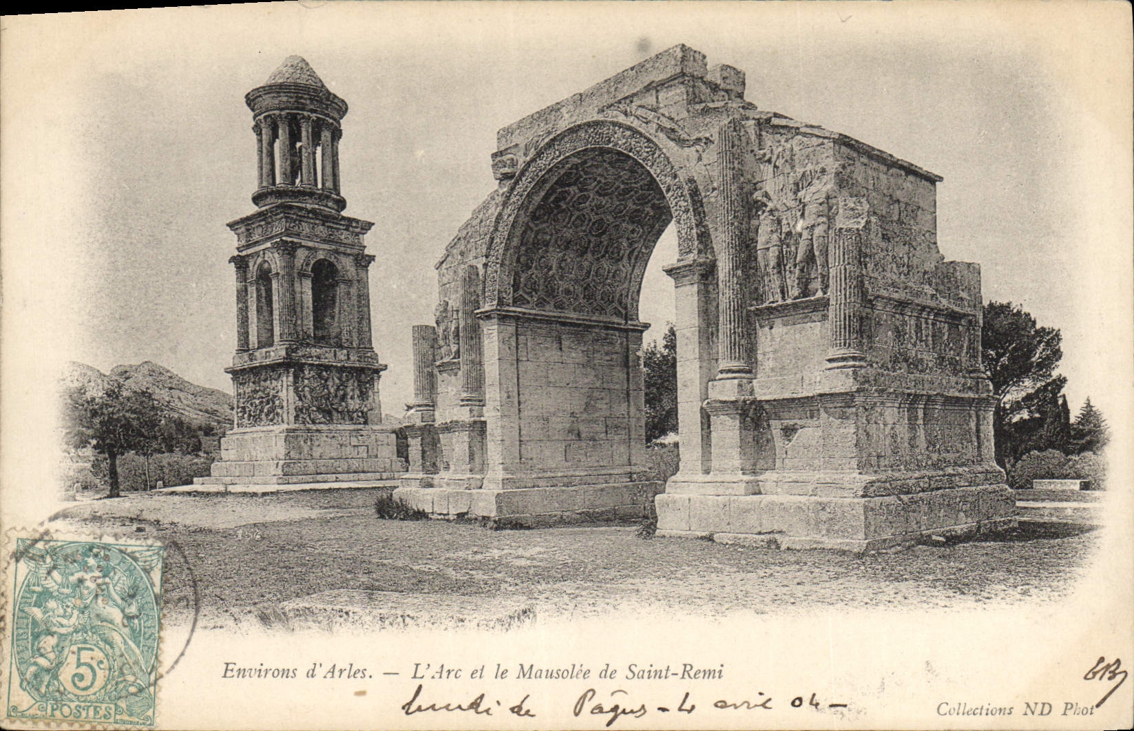Um Arles — Der Bogen und das Mausoleum von Saint-Rémy — Collections ND Phot