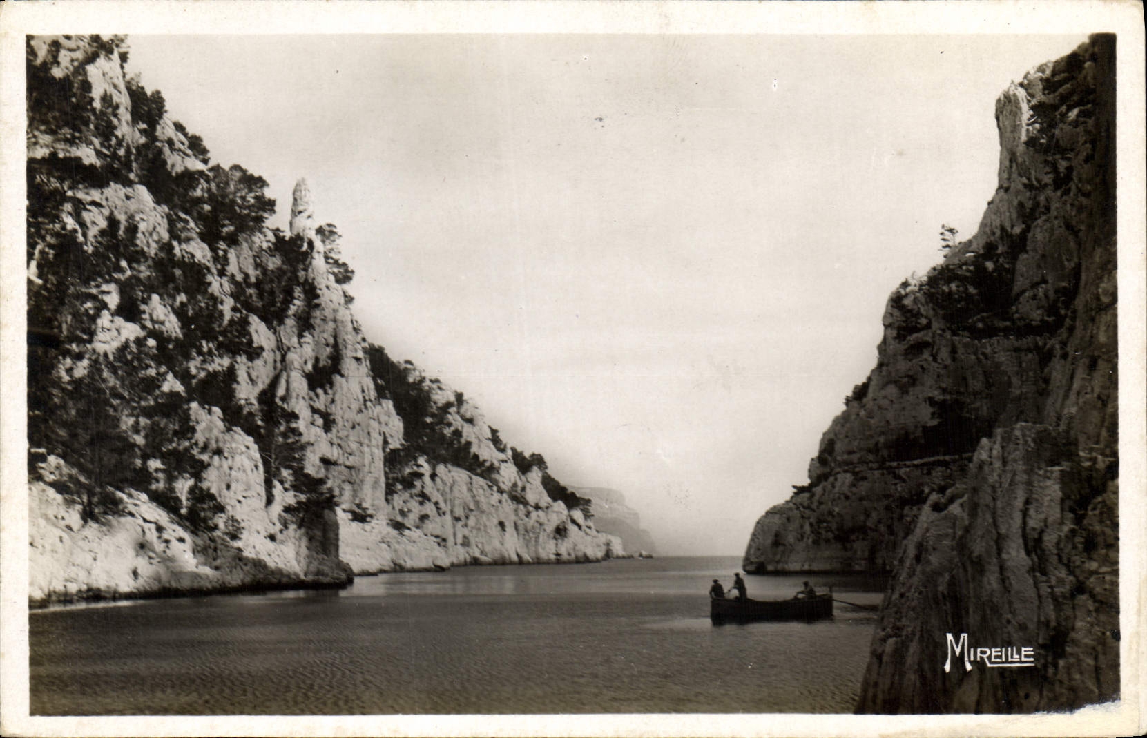 Cassis et ses calanques — Calanque d'En-vau — Mireille