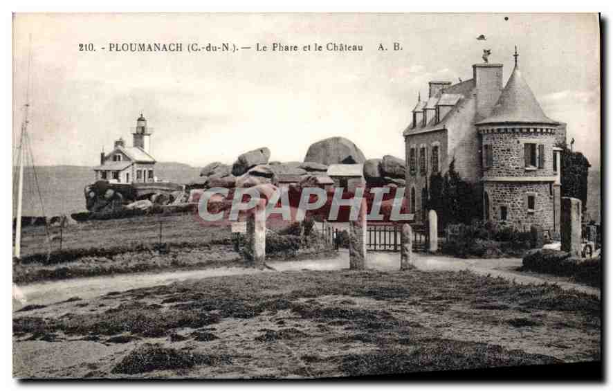 CPA Ploumanach C du N le Phare et le chateau 