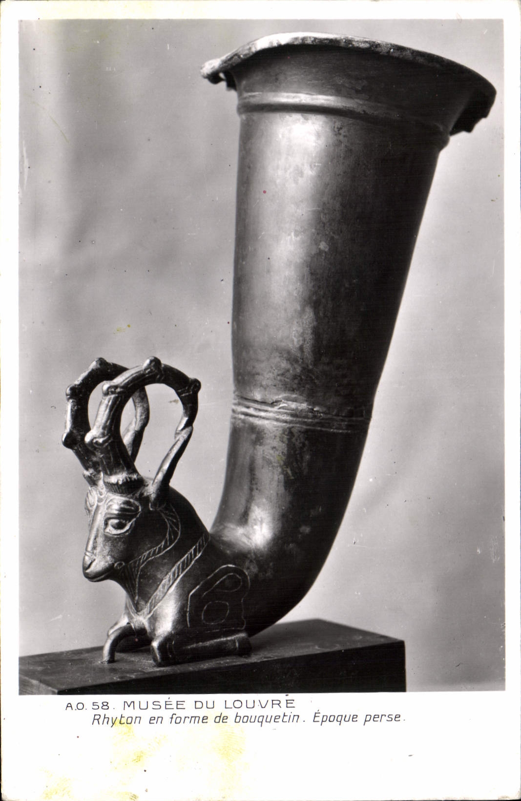 CPA Musee de Louvre Rhyton et forme de bouquetin Epoque perse 
