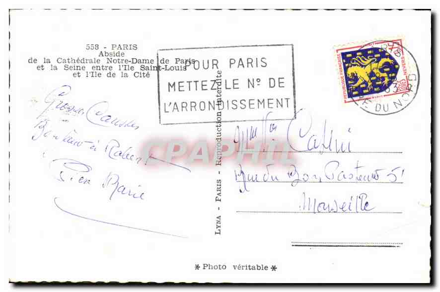 CPA Paris Abside de la Cathedrale Notre Dame de Paris et la Seine entre l'Ile Saint Louis et l'ile d — Verso