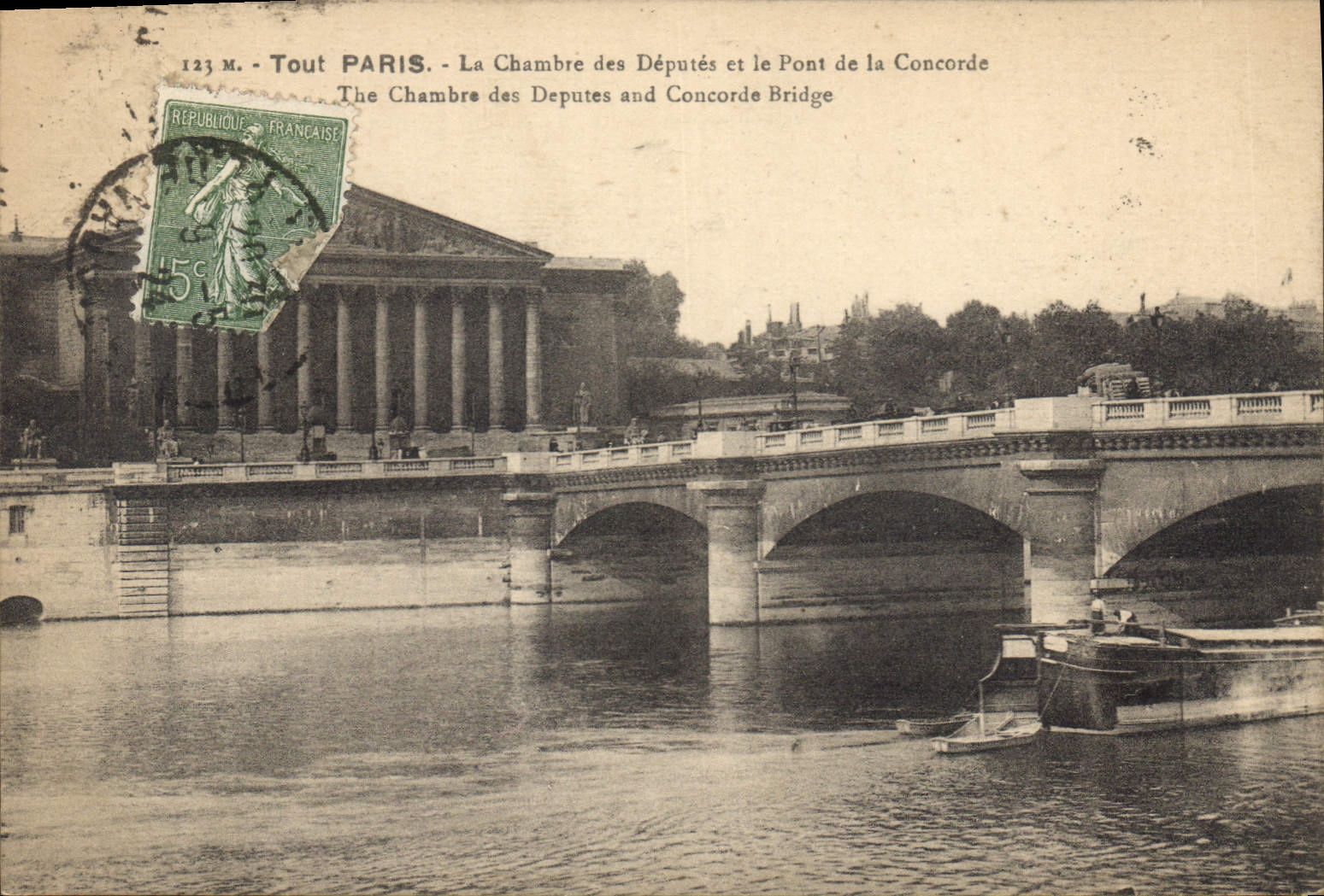 CPA Tout Paris La Chambre des Deputes et le Pont de la Concorde 