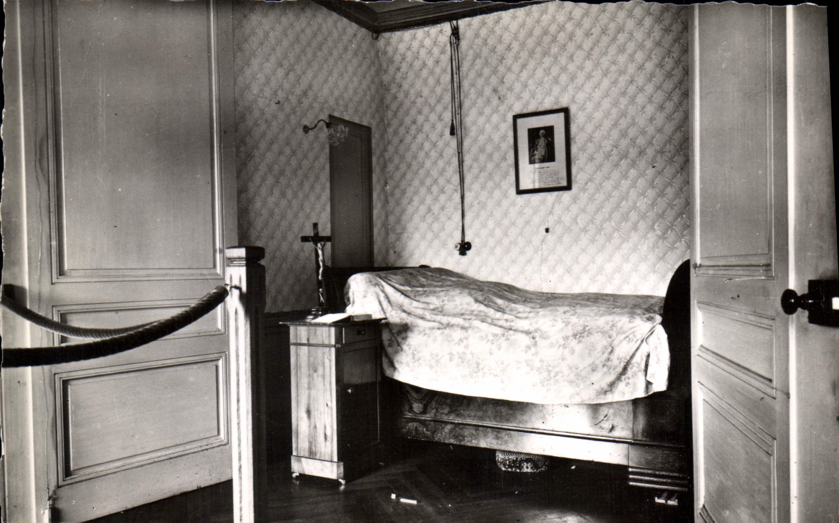 CPM Arbois Jura Maison Paternelle de Pasteur Chambre de Madame Pasteur 