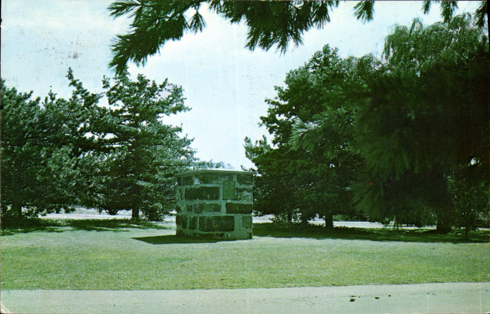 CPM Monument marking the site of piers of the first bridge crossing the Mississippi River at Rock Is
