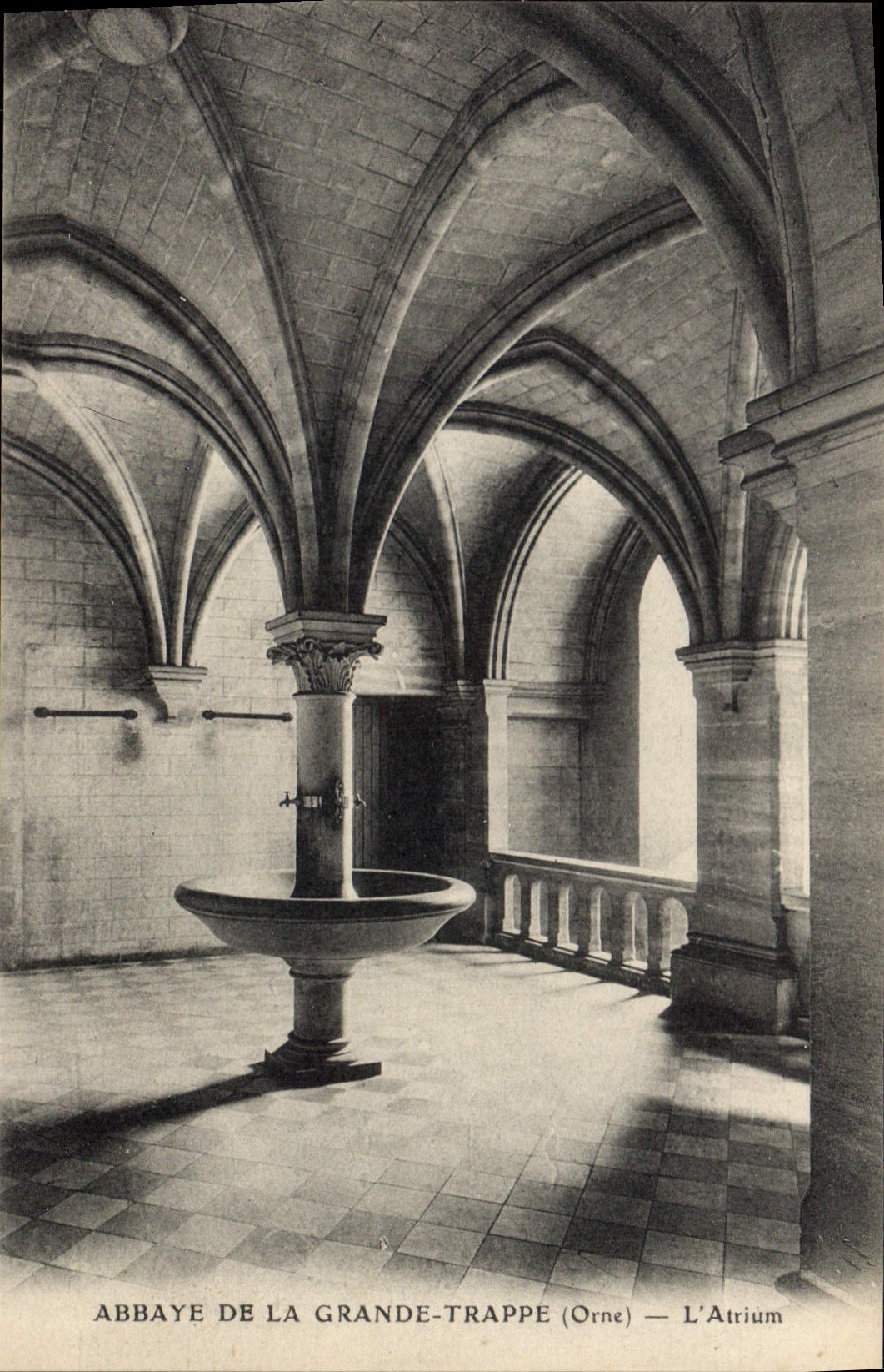 Abbaye de la Grande-Trappe (Orne) — L'Atrium