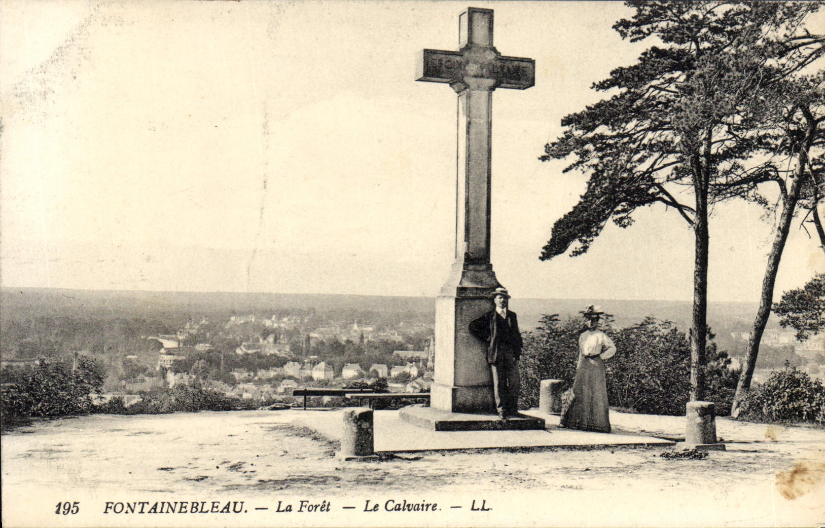 Fontainebleau — La Forêt — Le Calvaire — LL. — 195