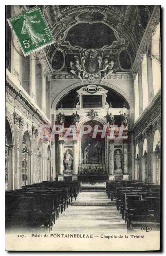 CPA Palais de Fontainebleau Chapelle de la Trinite 