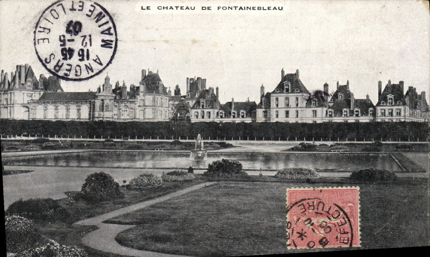 Das Schloss Fontainebleau — Ansicht der Gärten und des Schlosses — Verlag nicht sichtbar
