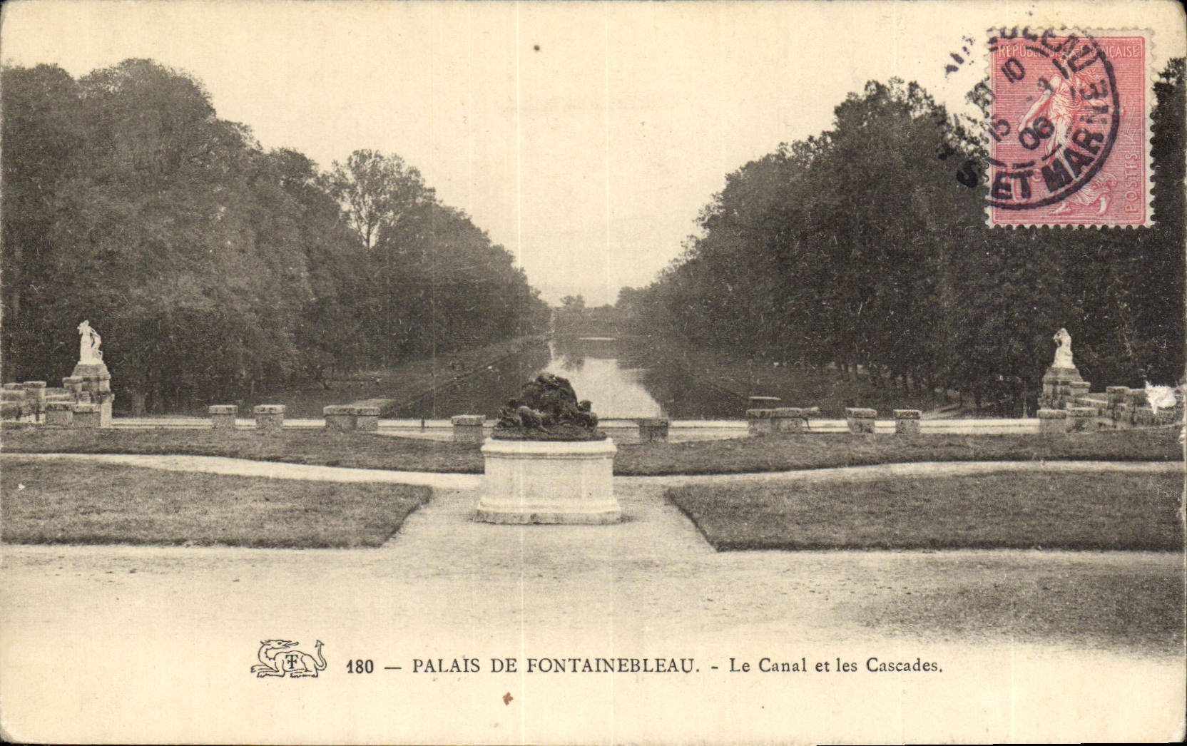 Paleis van Fontainebleau — Het Kanaal en de Watervallen — Uitgever F. n° 180