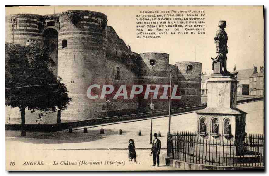 CPA Angers Le Chataeu Monument Historique 
