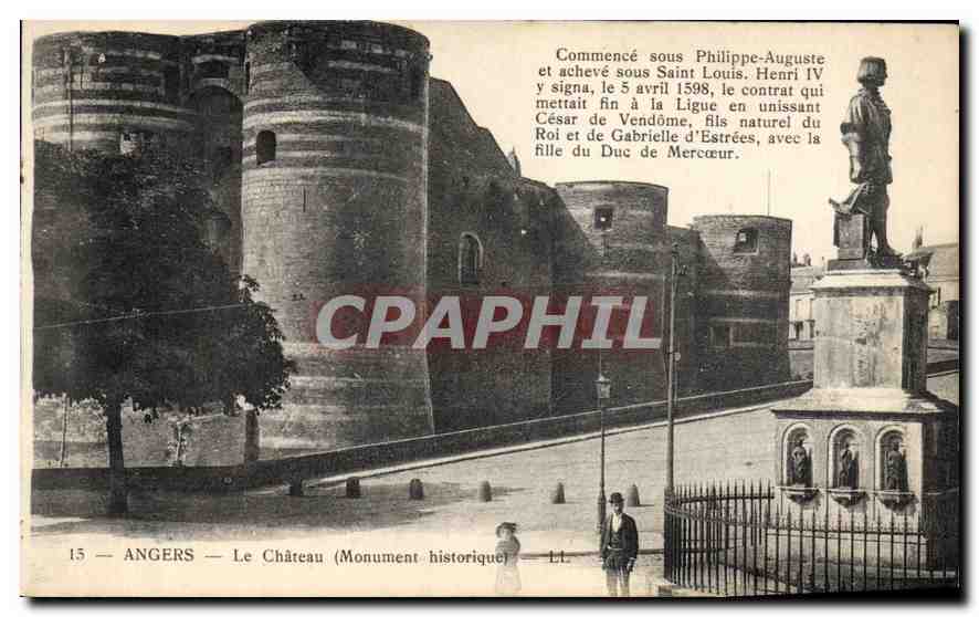 CPA Angers Le Chataeu Monument Historique 