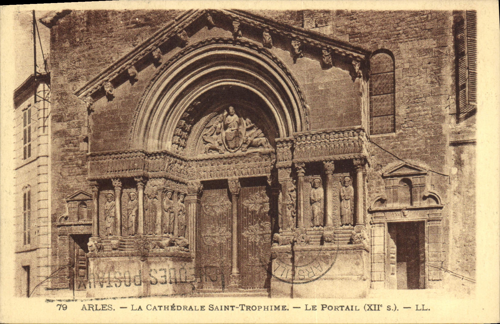 Arles — La Cathédrale Saint-Trophime — Le Portail (XIIe s.) — LL.