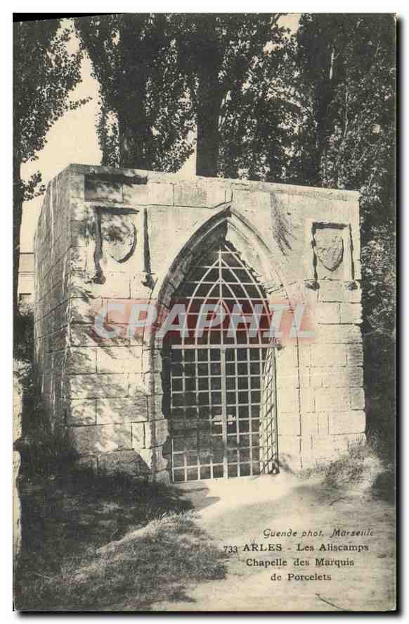 CPA Arles Les Aliscamps Chapelle des Marquis de Porcelets 