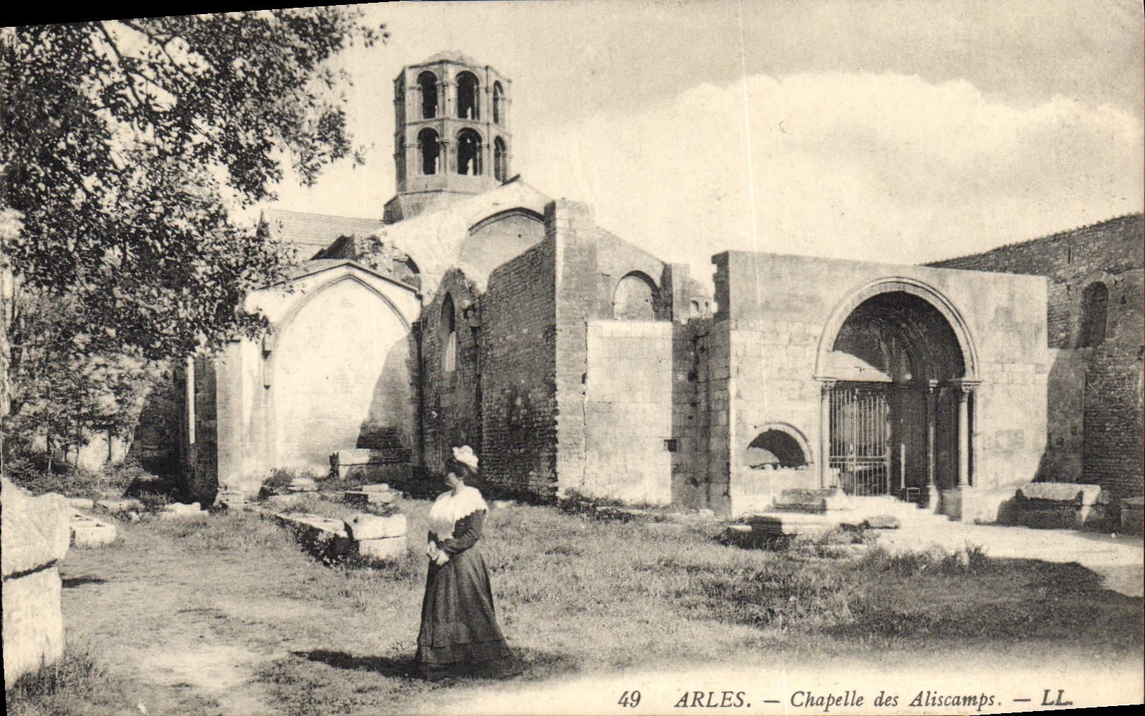 Arles — Chapelle des Aliscamps — LL, n°49
