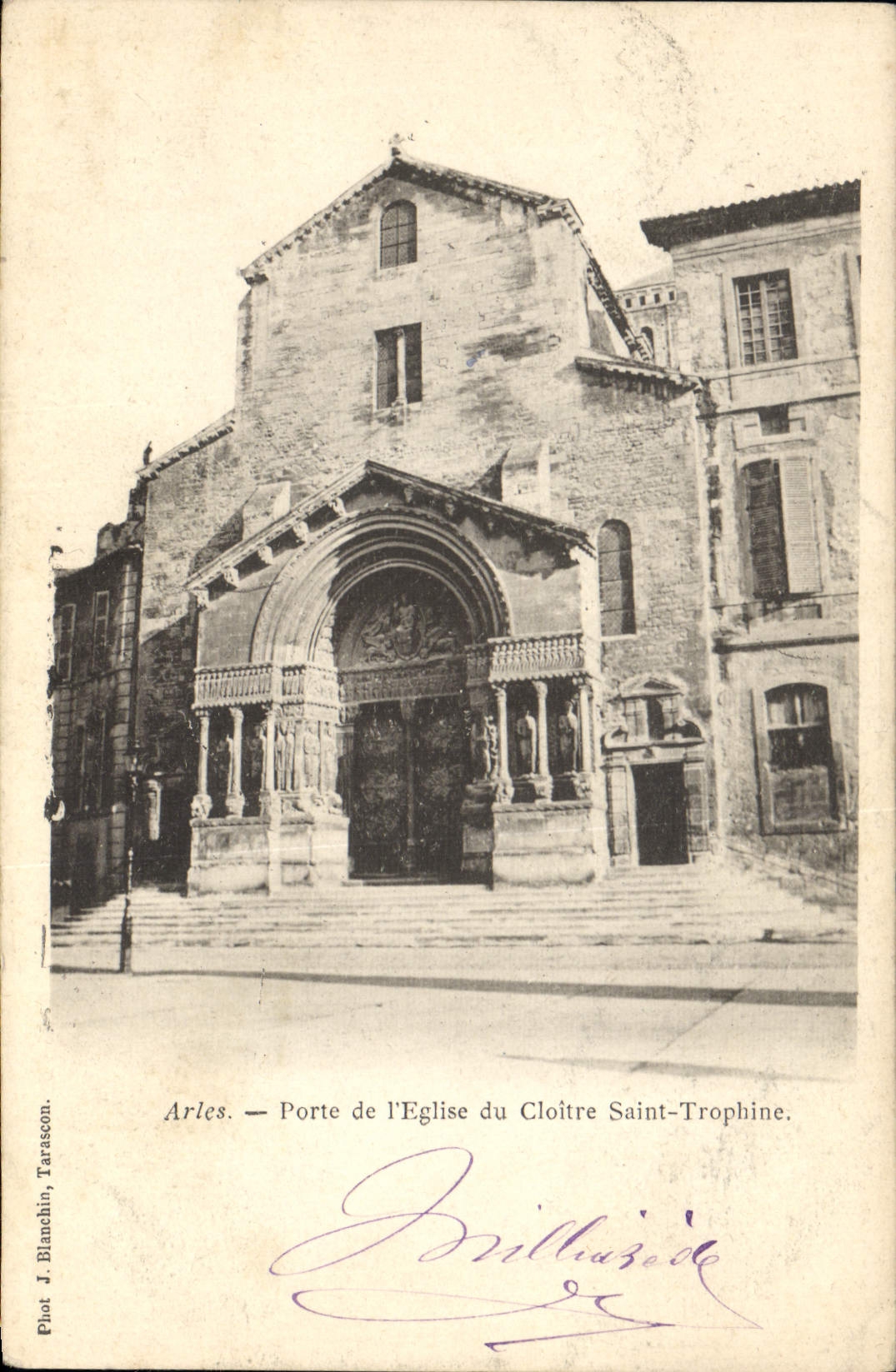 Arles — Porte de l'Église du Cloître Saint-Trophime — Phot. J. Blanchin, Tarascon