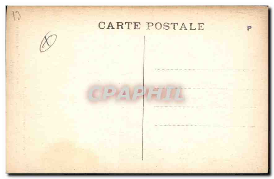 Arles — Musée Lapidaire — Chapiteau romain décoré de feuilles d'acanthe — Verso