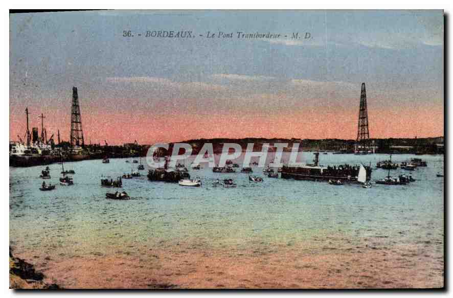 CPA Bordeaux Le Pont Transbordeur Bateaux