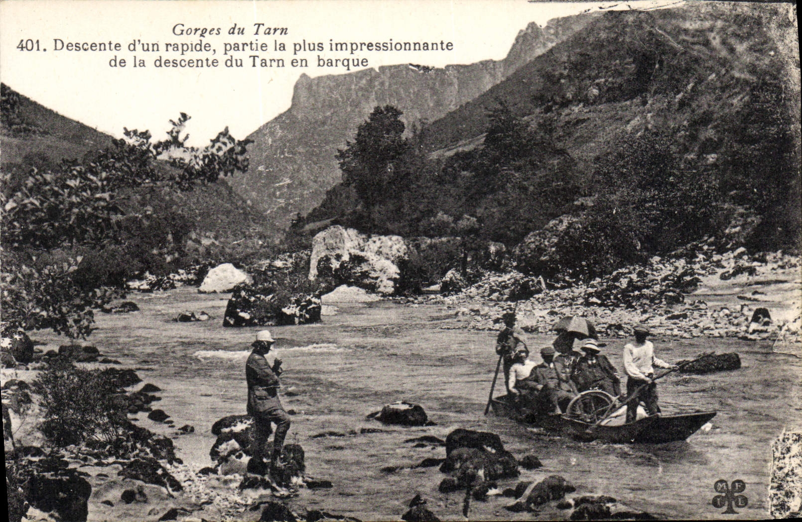 Tarn Gorges — Descent of a Rapid, the Most Impressive Part of the Tarn in a Boat — n° 401