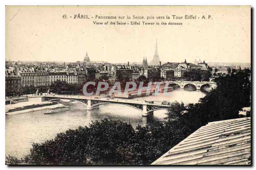 CPA Paris Panorama sur la Seine pris vers la Tour Eiffel 