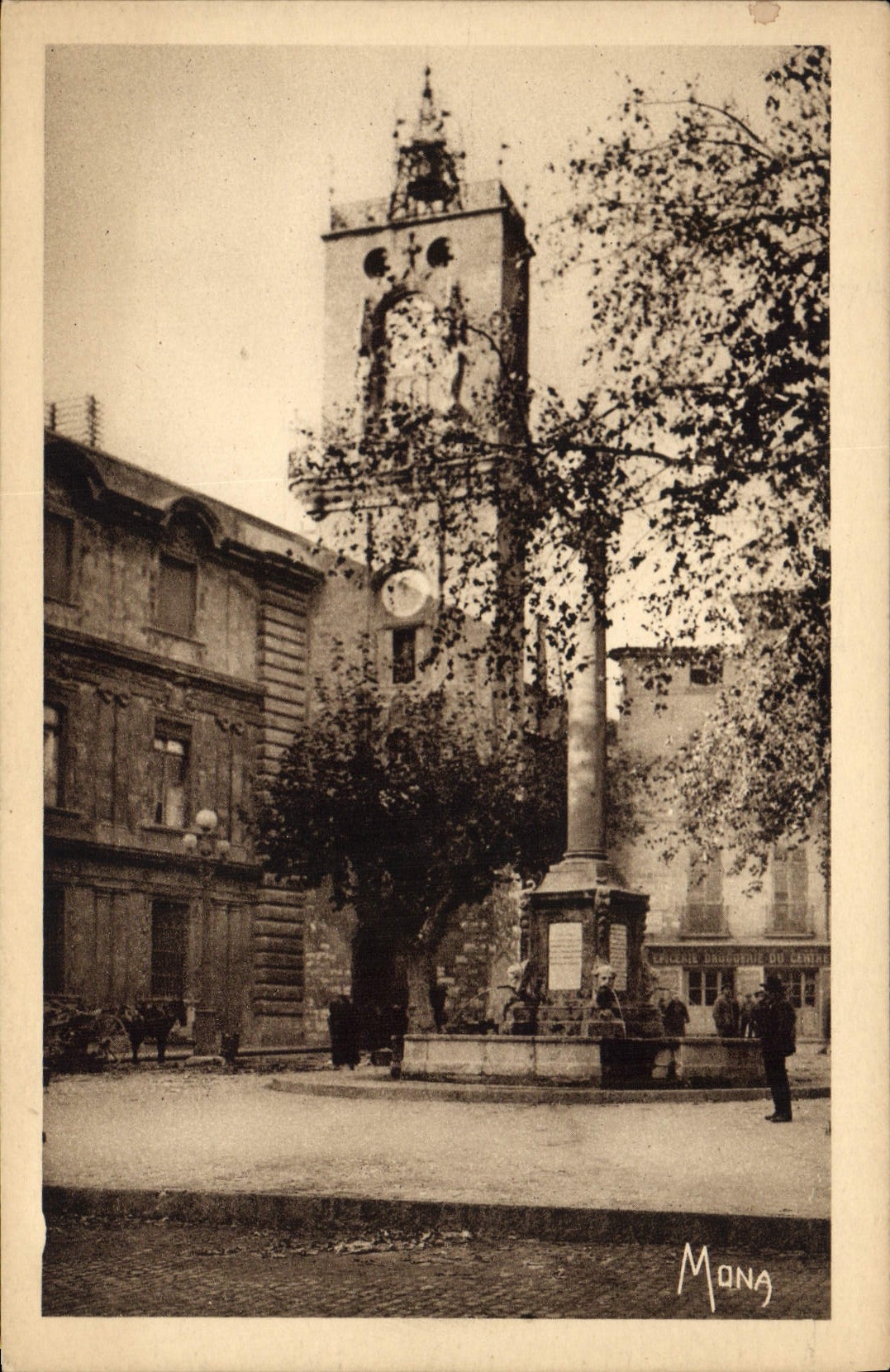 Aix-en-Provence — Maison de la Mairie et Tour de l'Horloge — Éditions d'Art Mona