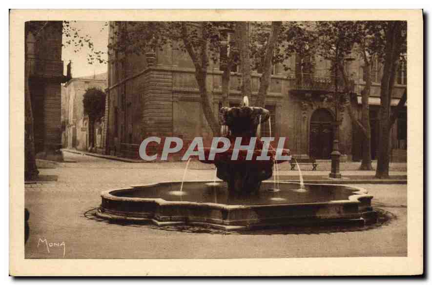 Fontaine des Neuf-Canons — Aix-en-Provence — Édition Mona