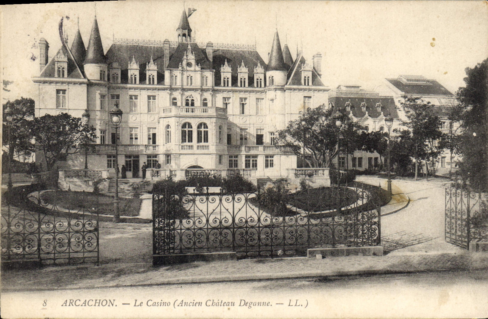 Arcachon — Das Casino (Ehemaliges Schloss Deganne) — LL.