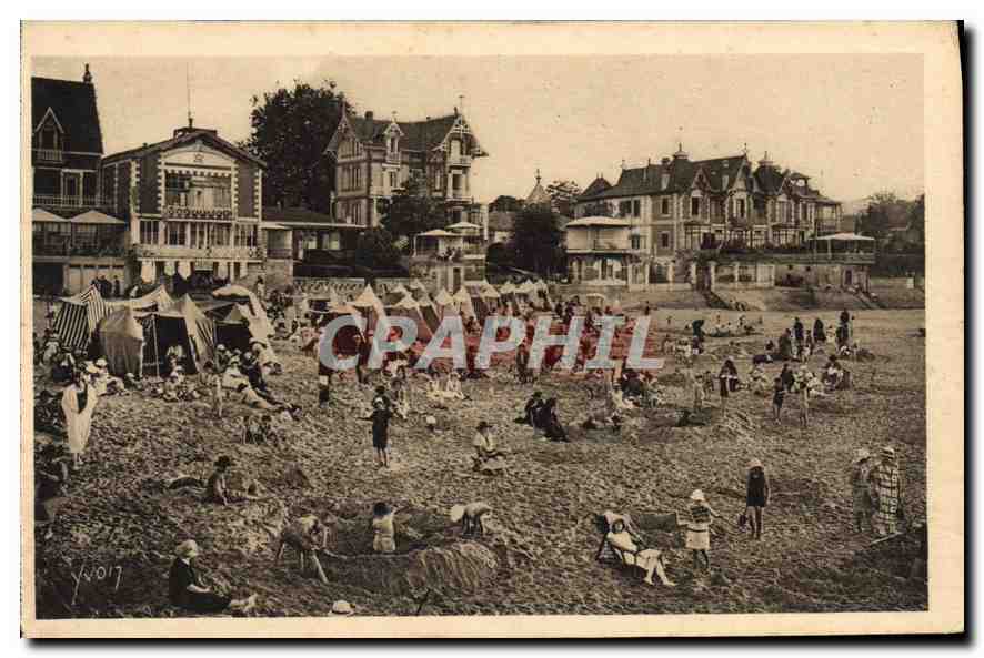 La Plage à l'heure du bain — Arcachon (Gironde) — Les Éditions d'Art Yvon, Paris