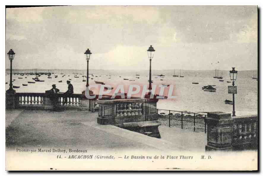 CPA Arcachon Gironde le Bassin vu de la Place Thiers 