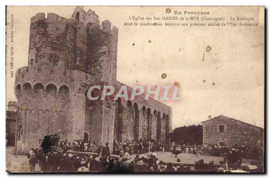 CPA En Provence l'Eglise des Stes Maries de la Mer Camargue La Basilique 