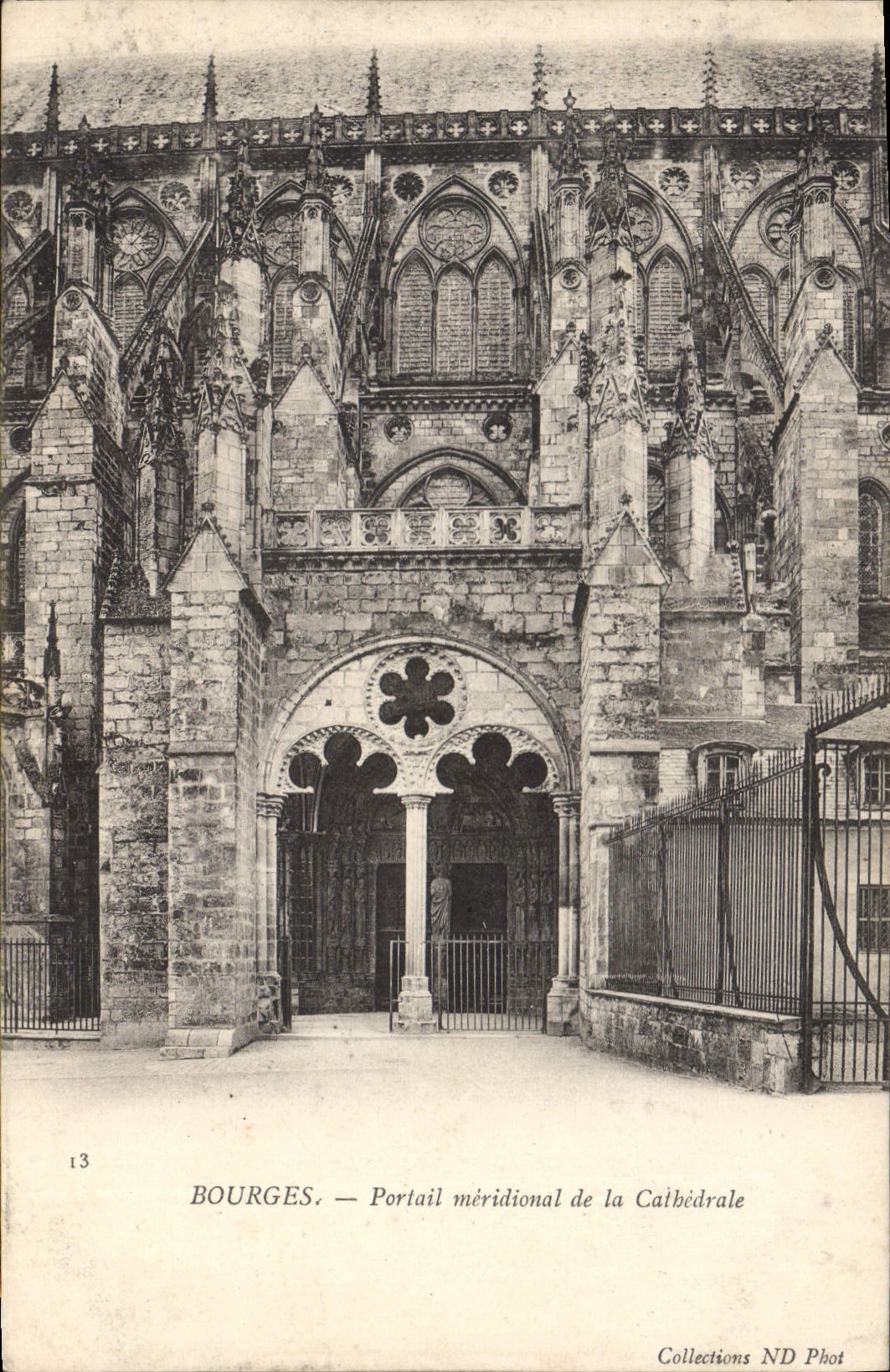 CPA Bourges Portail meridional de la Cathedrale 