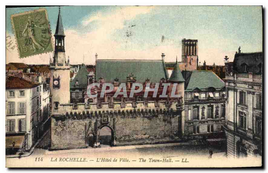CPA La Rochelle l'Hotel de Ville 
