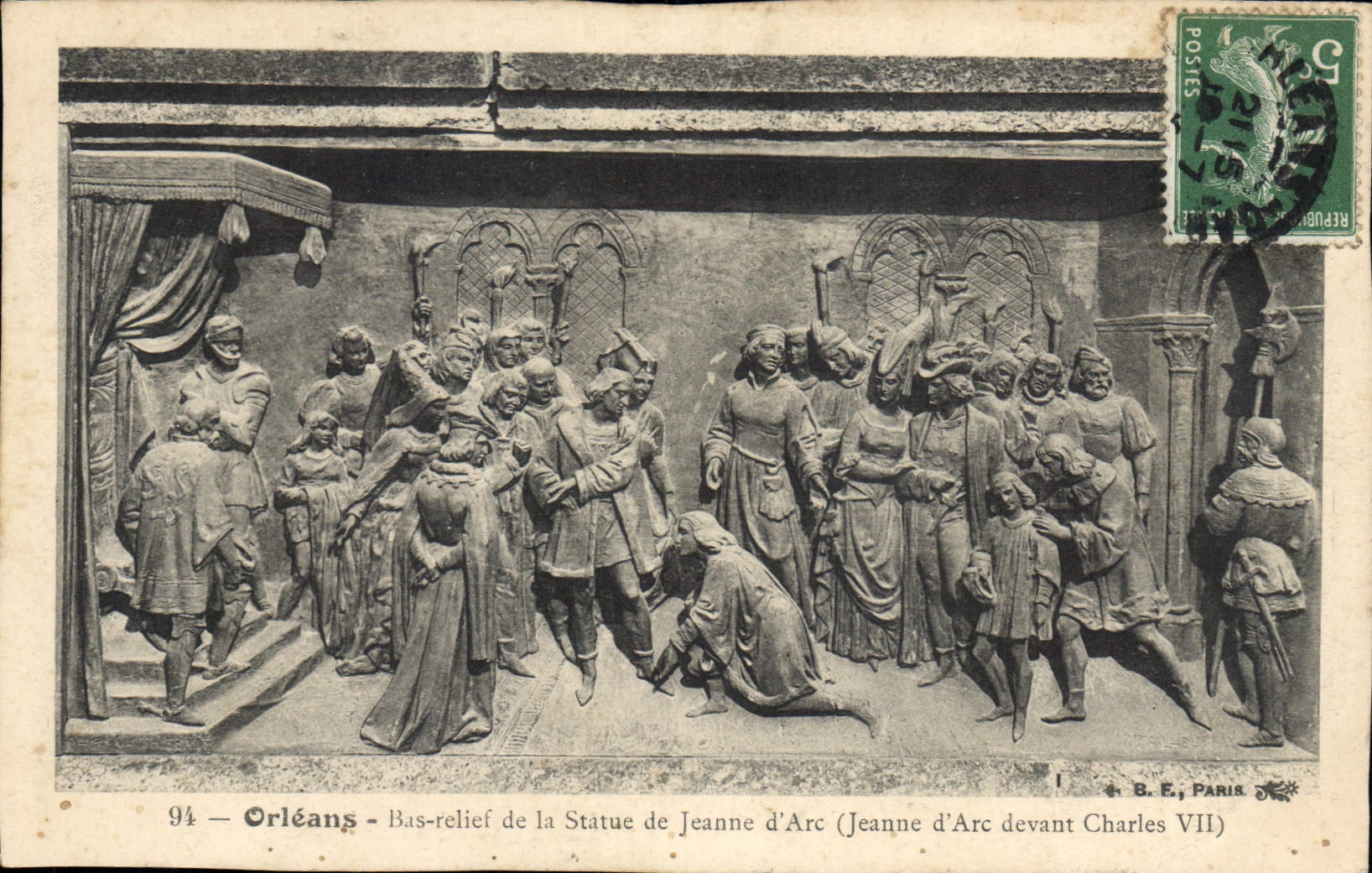 CPA Orleans Bas relief de la Statue de Jeanne d'Arc 