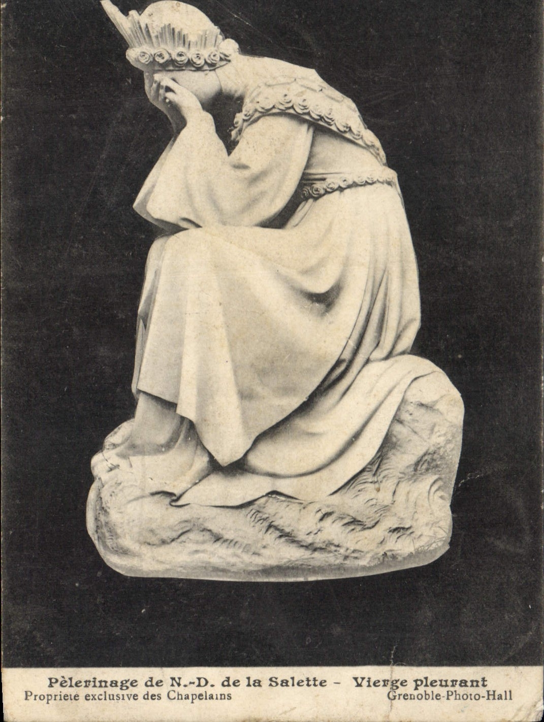 Pèlerinage de N.-D. de la Salette — Vierge pleurant — Grenoble-Photo-Hall