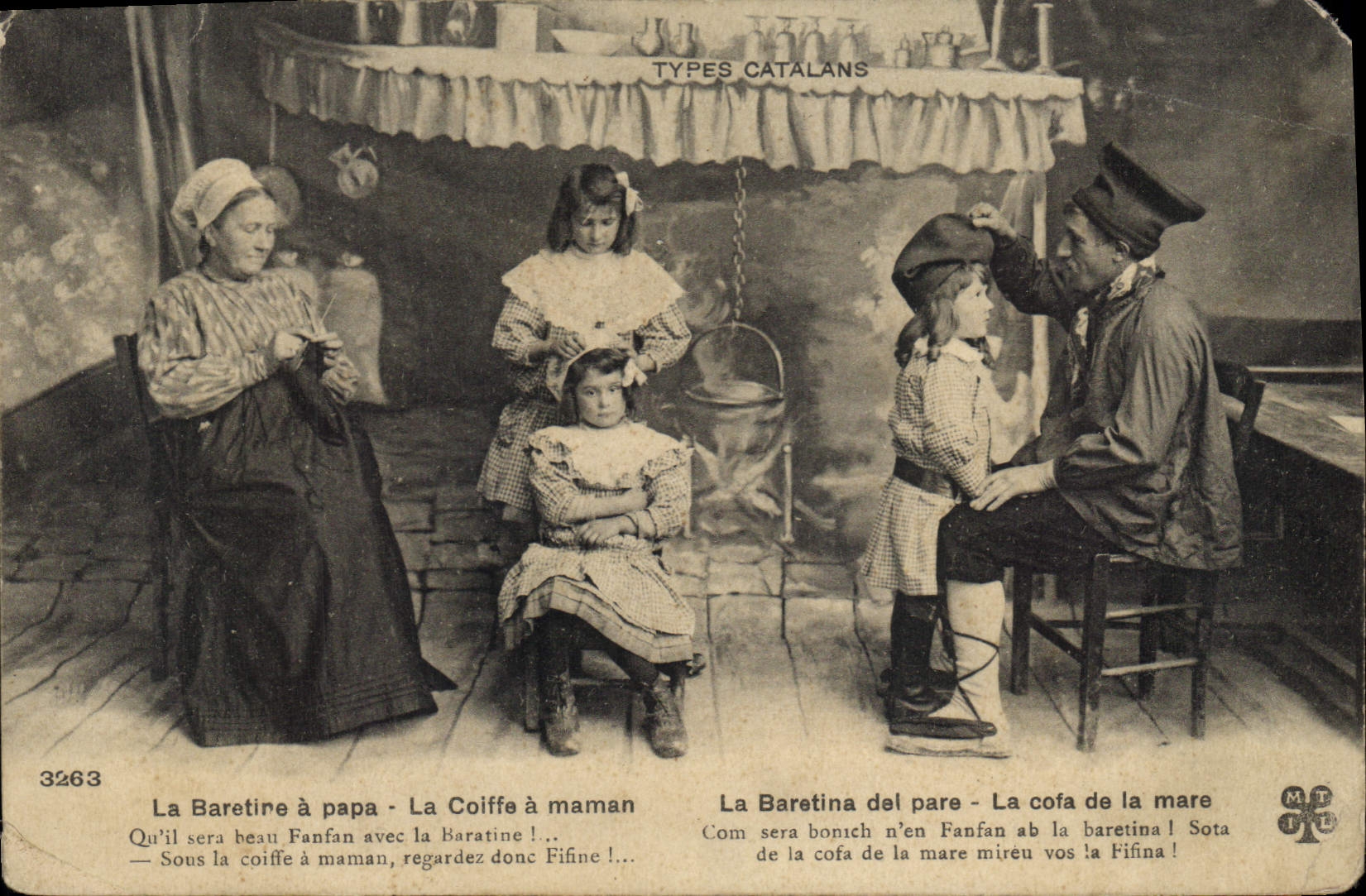 CPA La Baretire a papa La Coiffe a maman La Baretina da pare La Cofa de la mare 