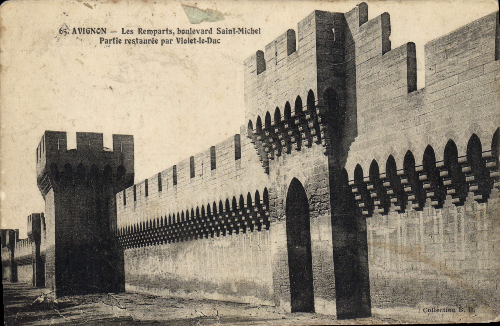 Avignon — Die Mauern, Boulevard Saint-Michel — Restaurierte Stelle von Violet-le-Duc