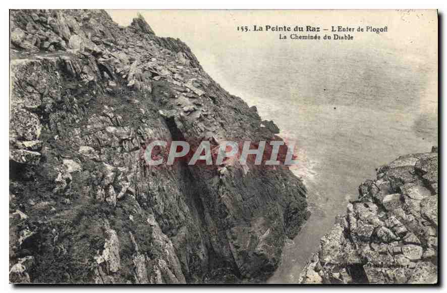 CPA La Pointe du Raz l'Enter de Plogoff La Cheminee du Diable 