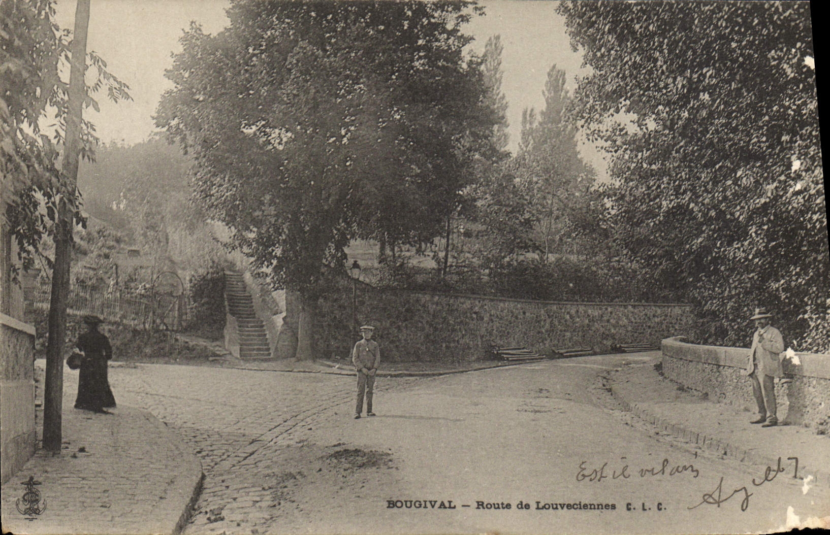 CPA Bougival Route de Louveciennes 