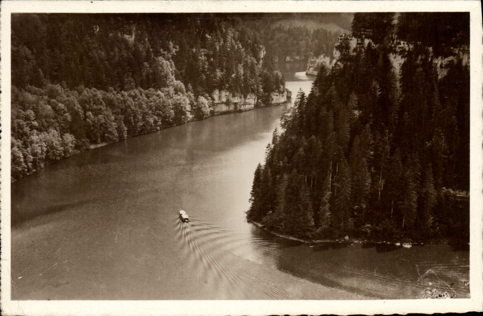 Doubs Valley — river landscape with boat — LAC-OU-VILLERS (Doubs)