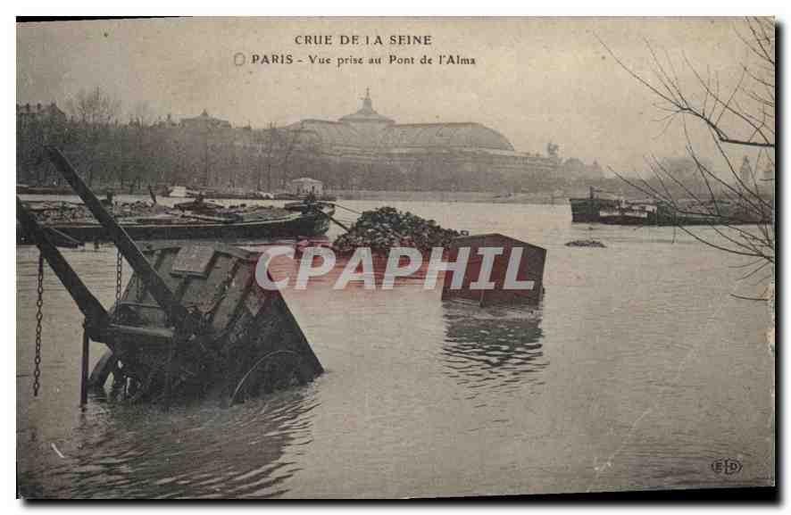 CPA Crue de la Seine Paris Vue prise au Pont de l'Alma 