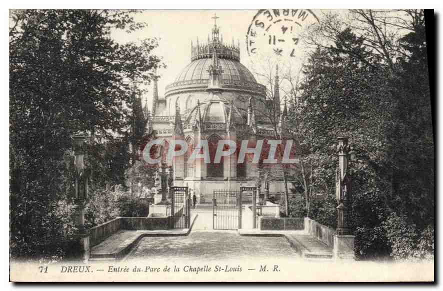 Dreux — Entrée du Parc de la Chapelle St-Louis — M. R.