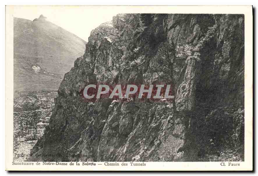 Sanctuaire de Notre-Dame de la Salette — Chemin des Tunnels — Cl. Faure