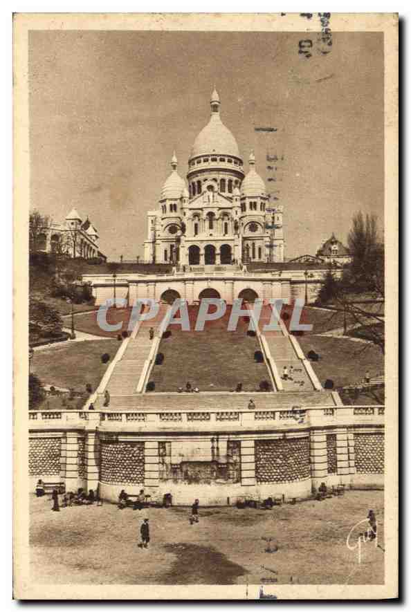 CPA Paris et ses Merveilles La Basilique de Sacre Coeur de Montmartre et les Jardins 